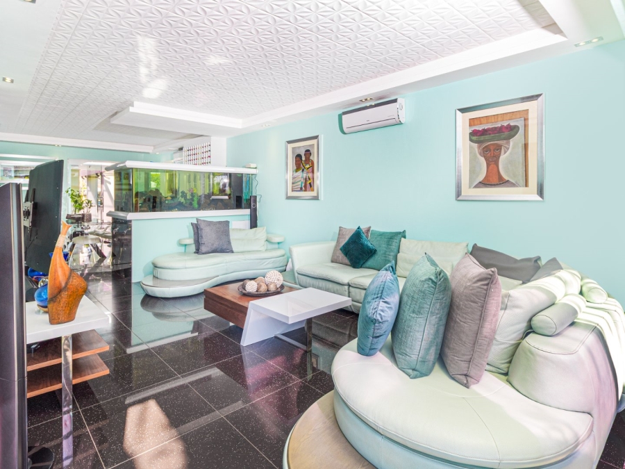 To Let 6 Bedroom Property for Rent in Pecanwood Estate North West